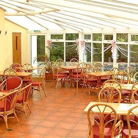 Paddington House Hotel 